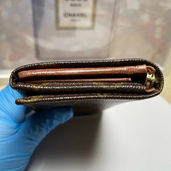 Authentic Louis Vuitton Monogram Wallet - Picture 3 of 5